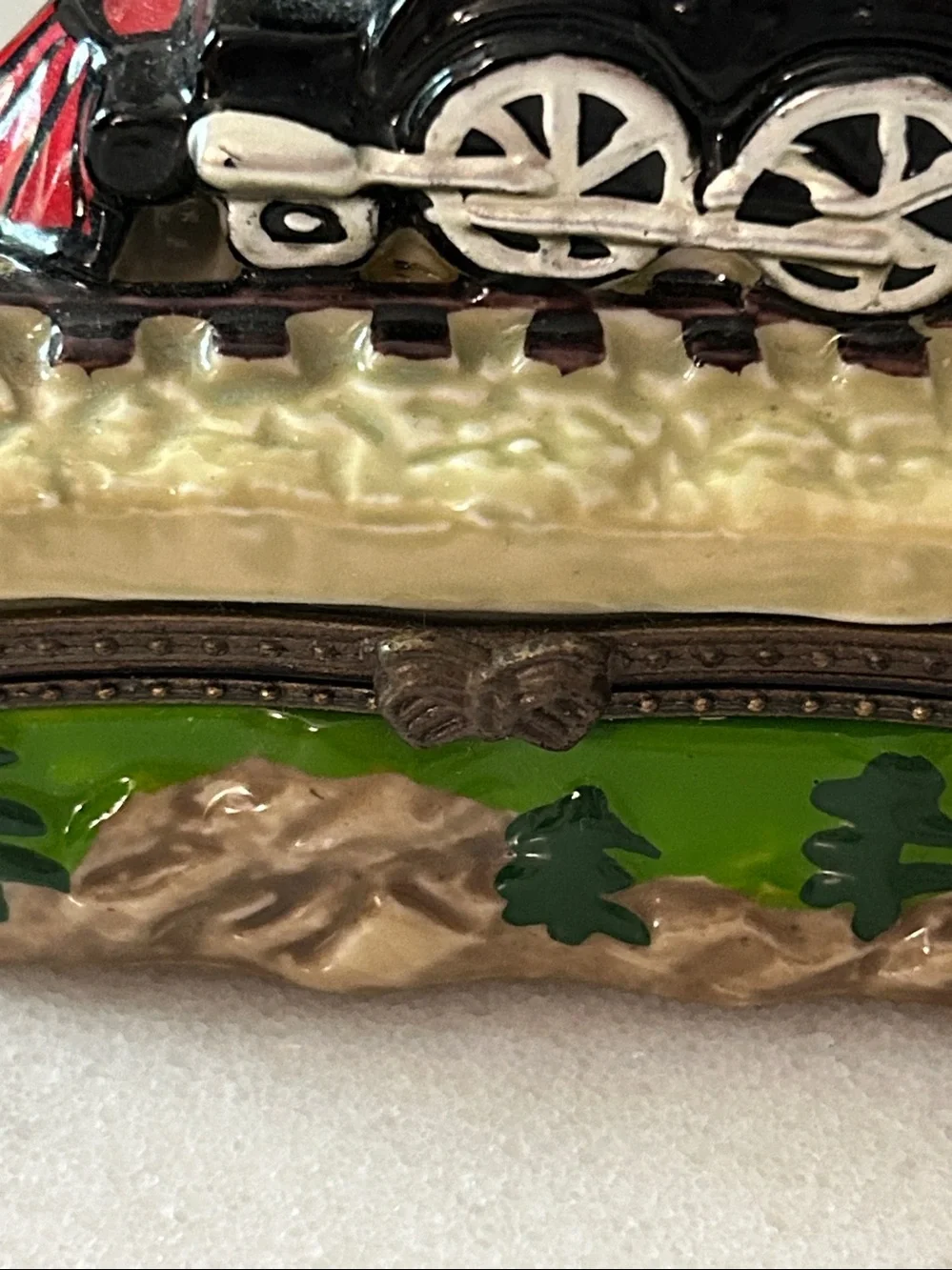 Vintage Hand Painted Porcelain Railway Steam Engine Hinged Trinket Box Train